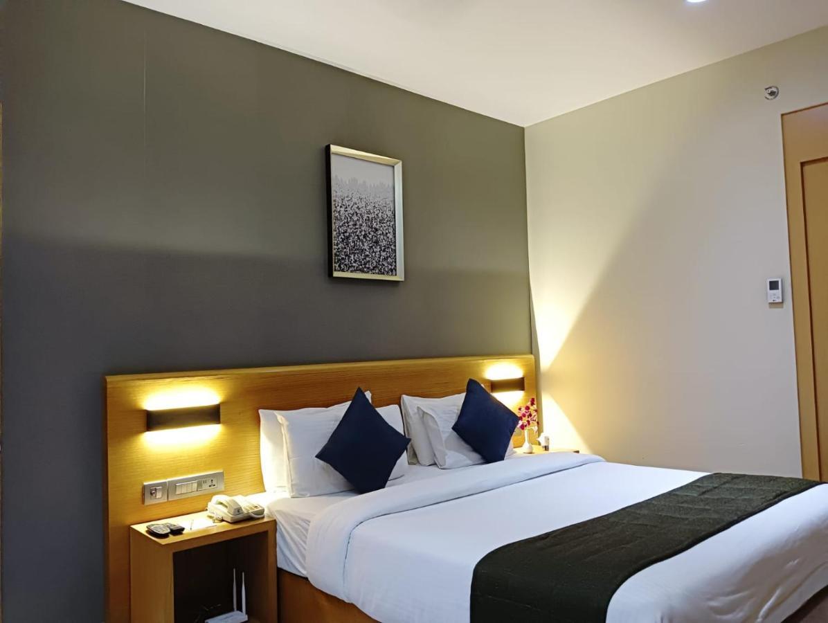 Hotel Suba Elite Vadodara Eksteriør billede