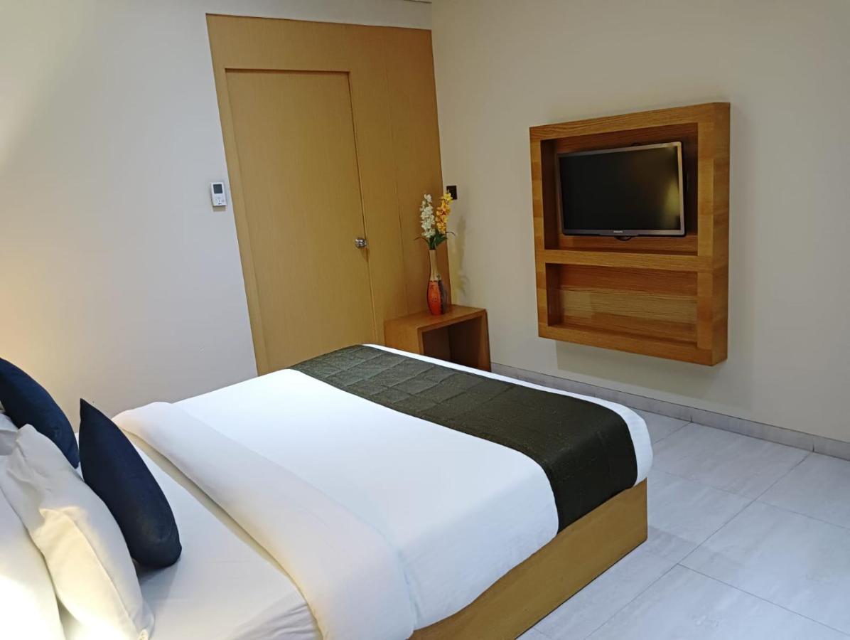 Hotel Suba Elite Vadodara Eksteriør billede
