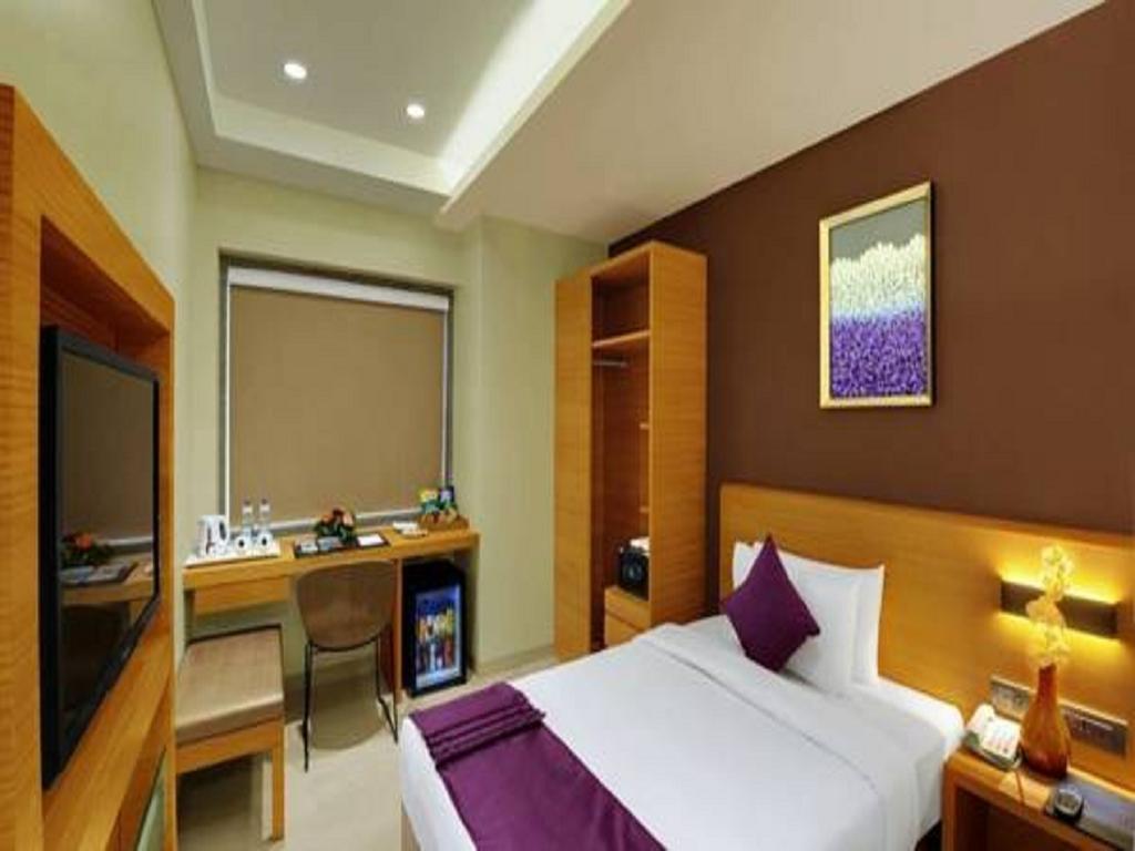 Hotel Suba Elite Vadodara Værelse billede